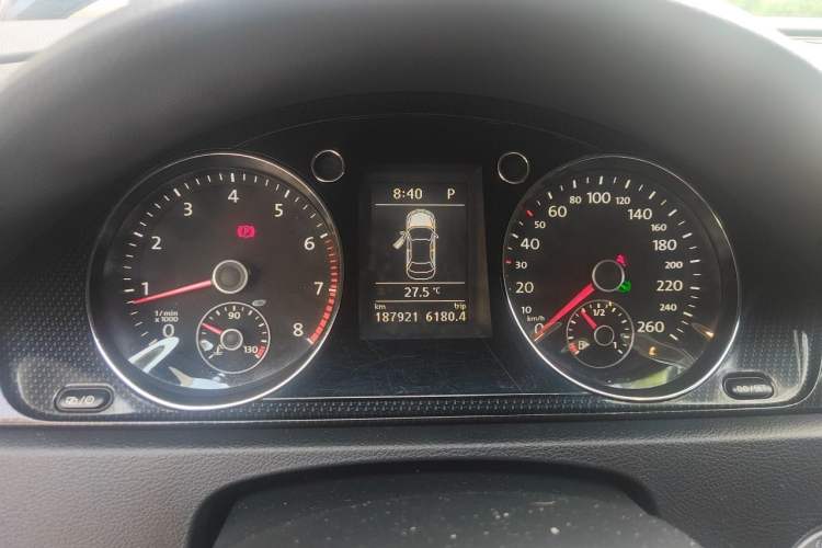 Used Volkswagen Magotan 2012 Revised 1.8TSI Luxury Version Instrument Cluster