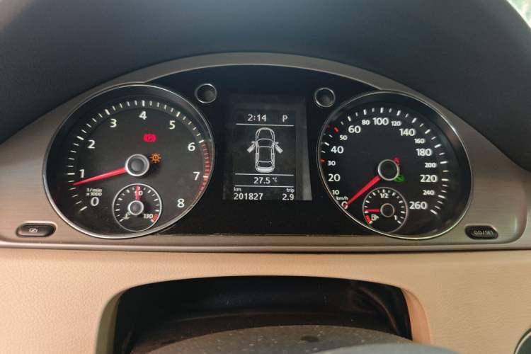 Used Volkswagen Magotan 2012 Revised 1.4 TSI Comfort Version Instrument Cluster