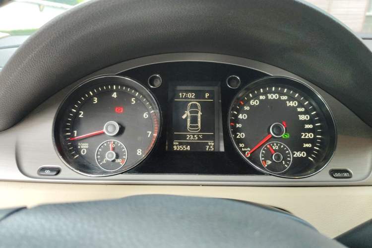 Used Volkswagen Magotan 2012 Revised 1.8TSI Luxury Version Instrument Cluster
