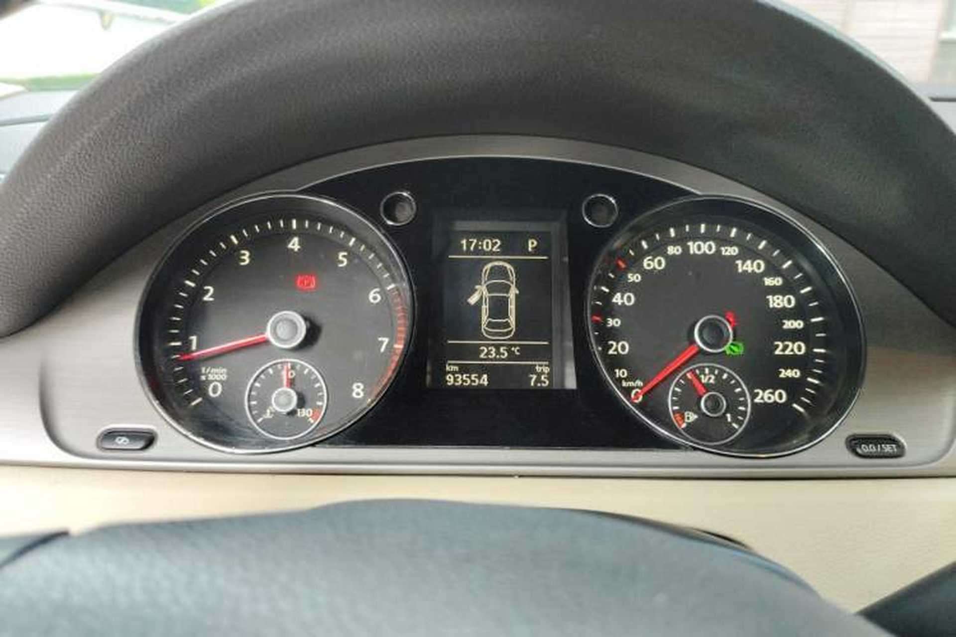 Used Volkswagen Magotan 2012 Revised 1.8TSI Luxury Version Instrument Cluster