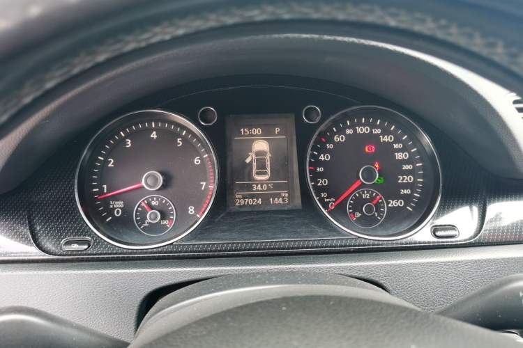 Used Volkswagen Magotan 2012 1.8TSI Luxury Model Instrument Cluster