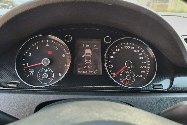 Used Volkswagen Magotan 2012 1.8TSI Luxury Model Instrument Cluster