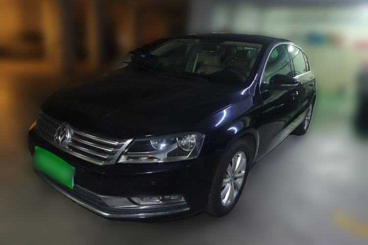 Used Volkswagen Magotan 2012 Revised Version 1.8TSI Leading Edition Guazi used car, China used car export, Used car for sale, Used  cars, Cheapest cars for sale