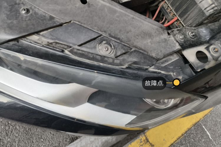 Used Volkswagen Magotan 2012 Travel Edition 2.0 TSI Comfort Version Left Front Headlight