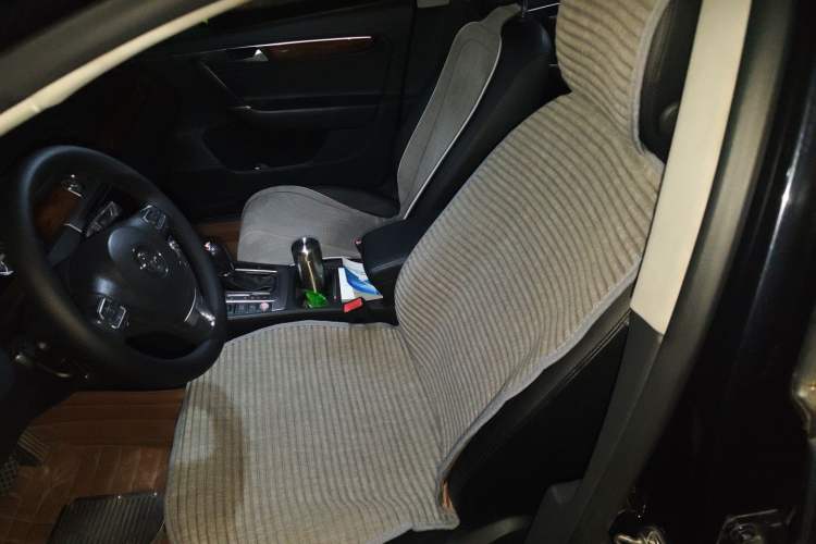 Used Volkswagen Magotan 2012 Travel Edition 2.0 TSI Comfort Version Left Front Seat
