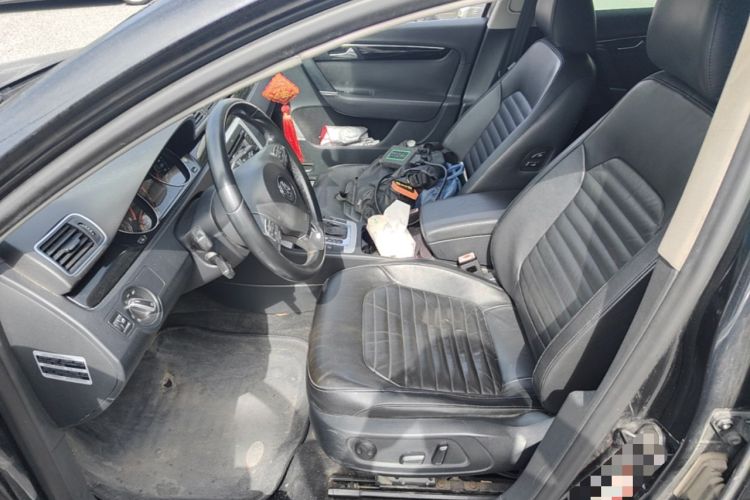 Used Volkswagen Magotan 2012 1.8TSI Luxury Model Left Front Seat