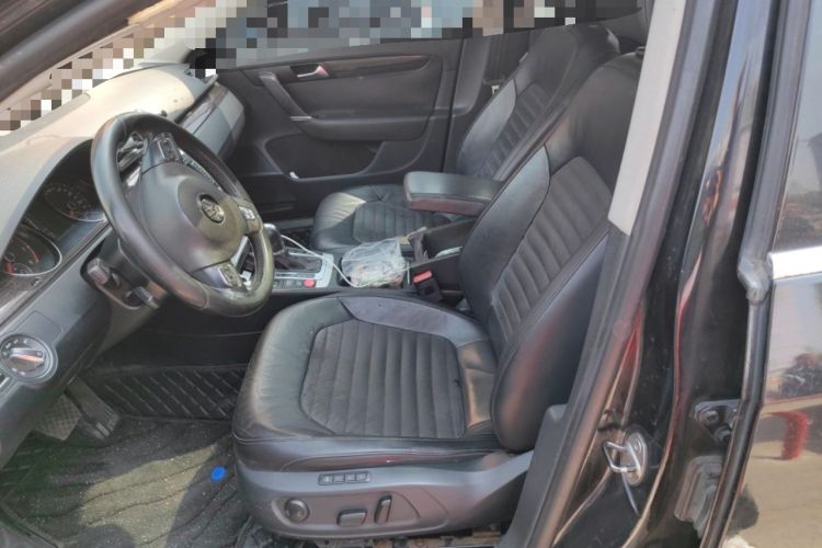 Used Volkswagen Magotan 2012 2.0 TSI Prestige Edition Left Front Seat