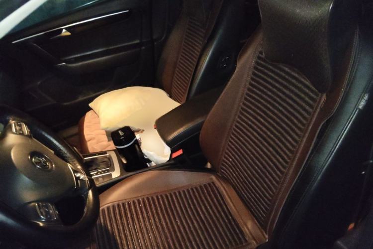 Used Volkswagen Magotan 2012 1.4TSI Luxury Model Left Front Seat