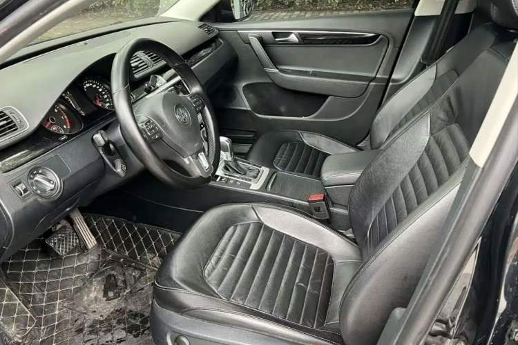 Used Volkswagen Magotan 2012 Revised 1.4 TSI Luxury Version Left Front Seat