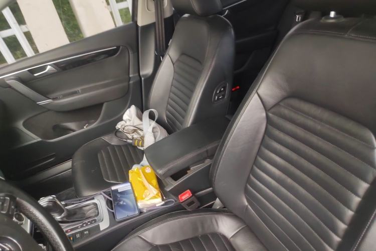 Used Volkswagen Magotan 2012 1.8TSI Luxury Model Left Front Seat