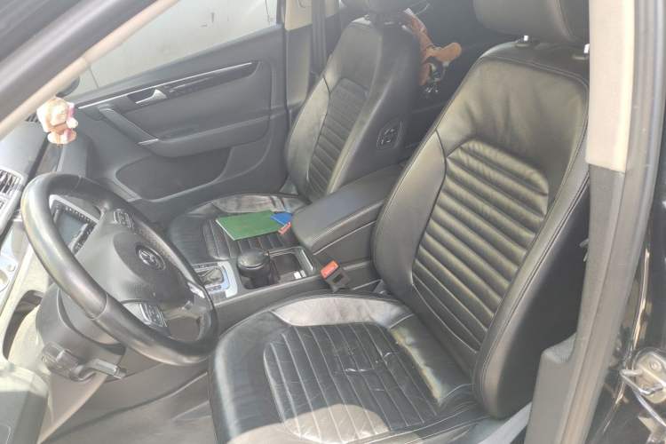 Used Volkswagen Magotan 2012 1.8TSI Luxury Model Left Front Seat