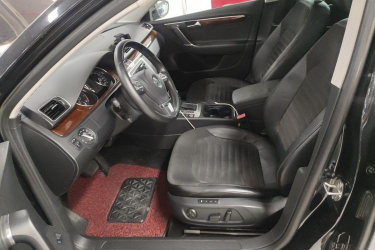 Used Volkswagen Magotan 2012 Travel Edition 2.0 TSI Comfort Version Left Front Seat