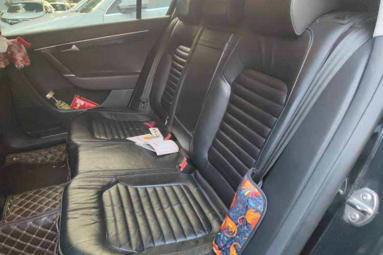 Used Volkswagen Magotan 2012 Revised 1.8TSI Luxury Version Left Rear Seat