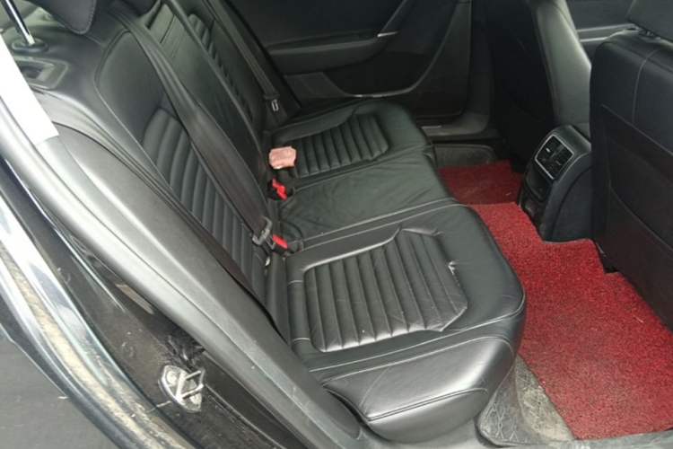 Used Volkswagen Magotan 2012 Revised 1.8TSI Luxury Version Left Rear Seat