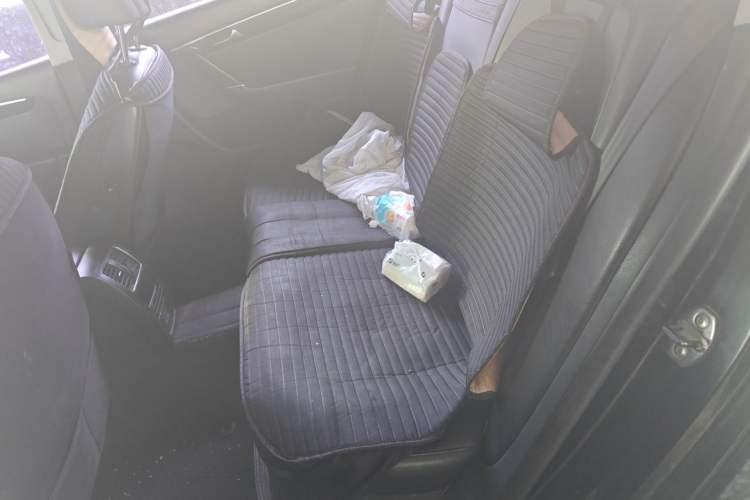 Used Volkswagen Magotan 2012 Revised 1.8TSI Luxury Version Left Rear Seat