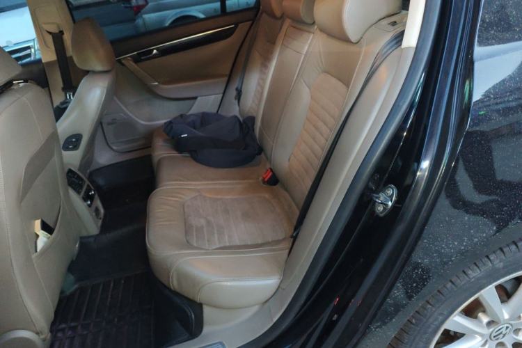 Used Volkswagen Magotan 2012 Facelift 1.8TSI Prestige Model Left Rear Seat
