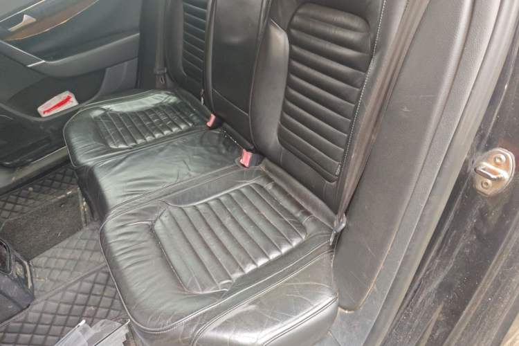 Used Volkswagen Magotan 2012 Revised 1.8TSI Luxury Version Left Rear Seat