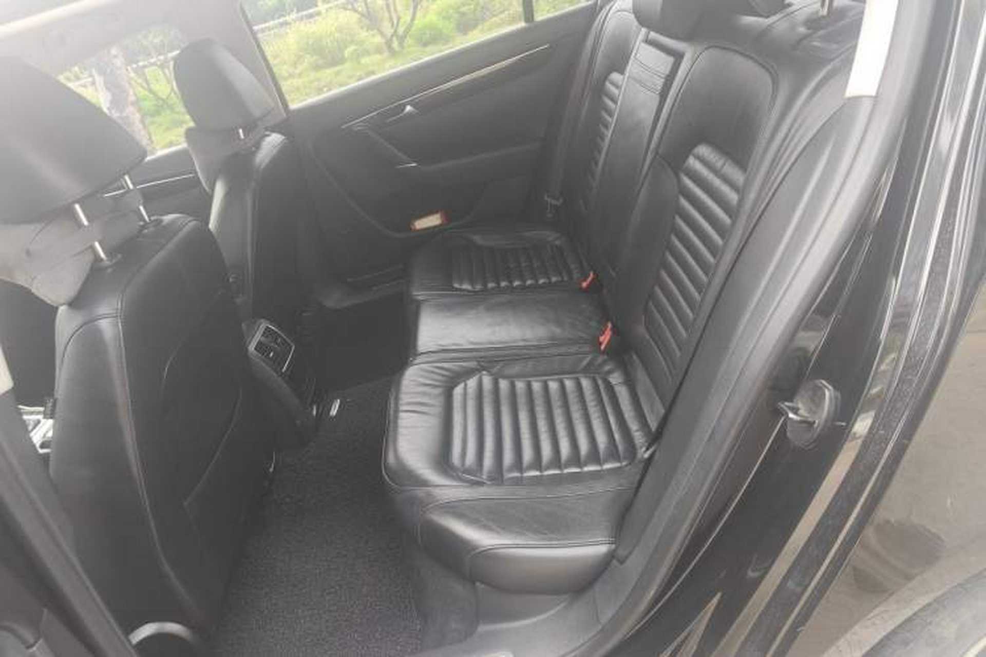 Used Volkswagen Magotan 2012 Revised 1.8TSI Luxury Version Left Rear Seat