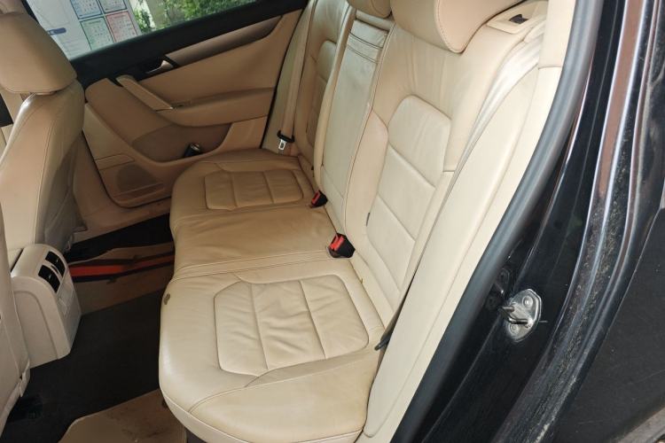 Used Volkswagen Magotan 2012 Revised 1.4 TSI Comfort Version Left Rear Seat