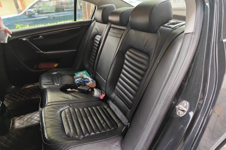 Used Volkswagen Magotan 2012 Revised 1.8TSI Luxury Version Left Rear Seat