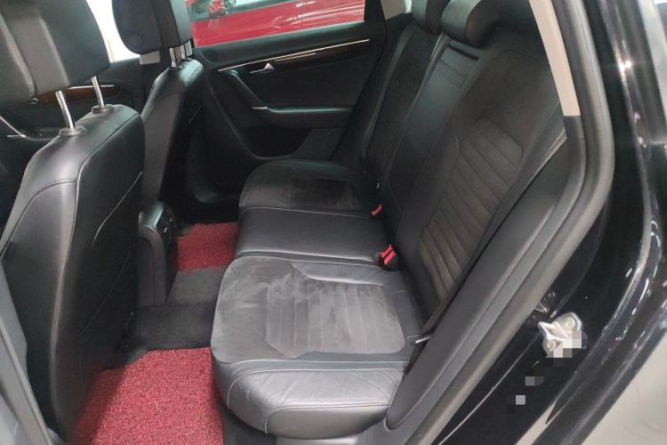 Used Volkswagen Magotan 2012 Travel Edition 2.0 TSI Comfort Version Left Rear Seat