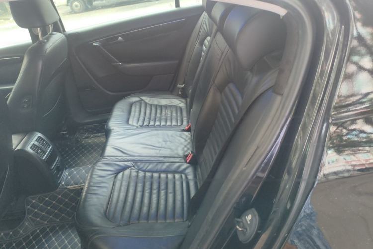 Used Volkswagen Magotan 2012 Revised 1.8TSI Luxury Version Left Rear Seat