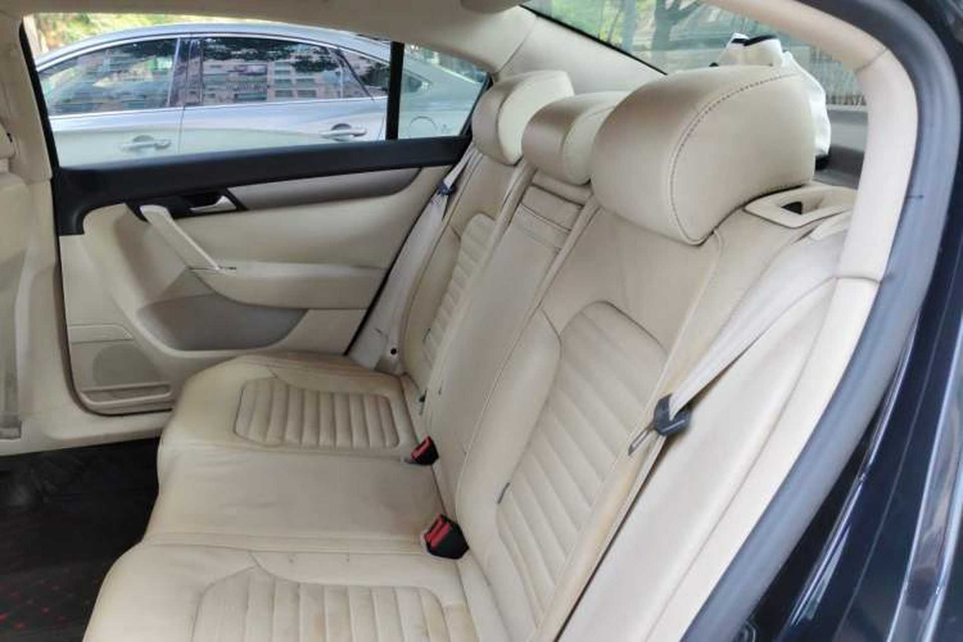 Used Volkswagen Magotan 2012 Revised 1.8TSI Luxury Version Left Rear Seat