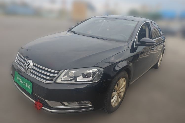 Used Volkswagen Magotan 2012 1.8TSI Luxury Model Guazi used car, China used car export, Used car for sale, Used Volkswagen cars, Cheapest cars for sale