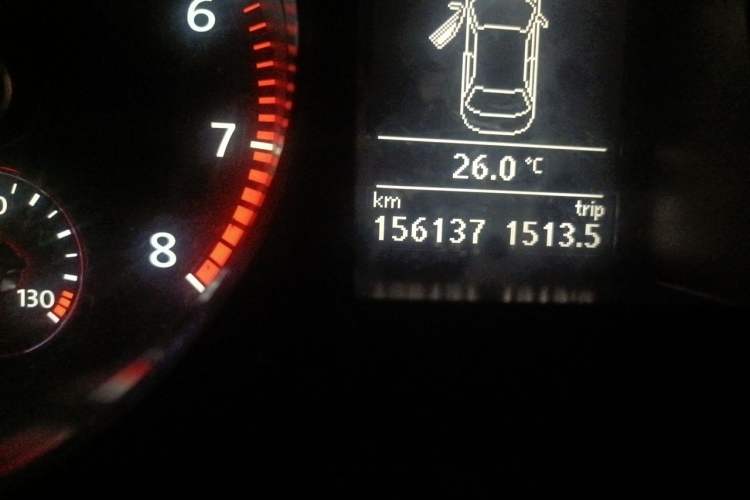 Used Volkswagen Magotan 2012 Revised 1.8TSI Luxury Version Odometer Close Up