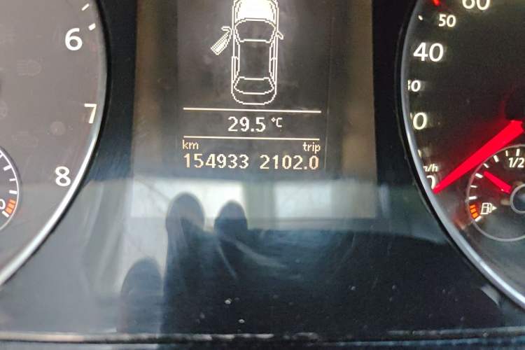 Used Volkswagen Magotan 2012 Revised 1.8TSI Luxury Version Odometer Close Up