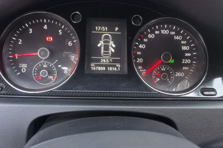 Used Volkswagen Magotan 2012 Revised 1.8TSI Luxury Version Odometer Close Up