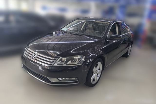 Volkswagen Magotan 2012 2.0 TSI Prestige Edition مستعملة