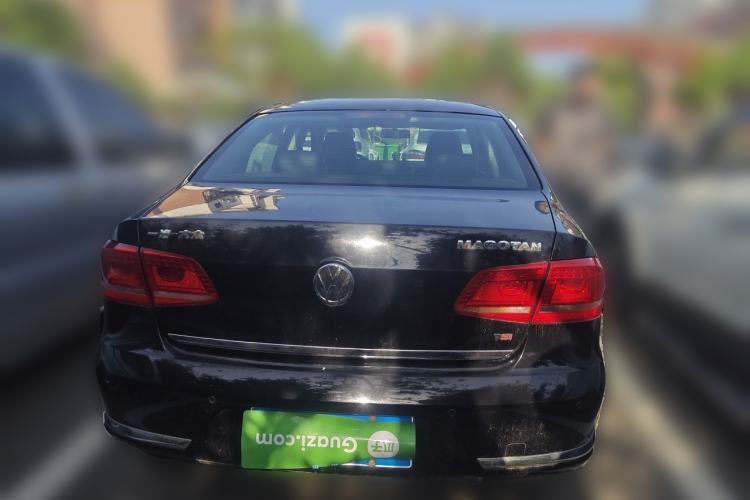 Used Volkswagen Magotan 2012 Revised 1.8TSI Luxury Version Rear