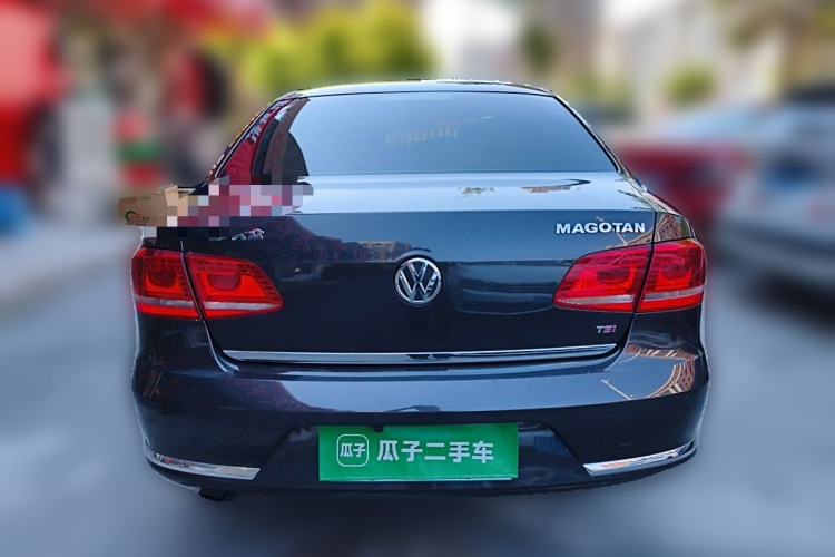 Used Volkswagen Magotan 2012 Revised 1.8TSI Luxury Version Rear