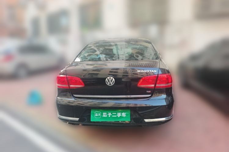 Used Volkswagen Magotan 2012 1.8TSI Prestige Model Rear