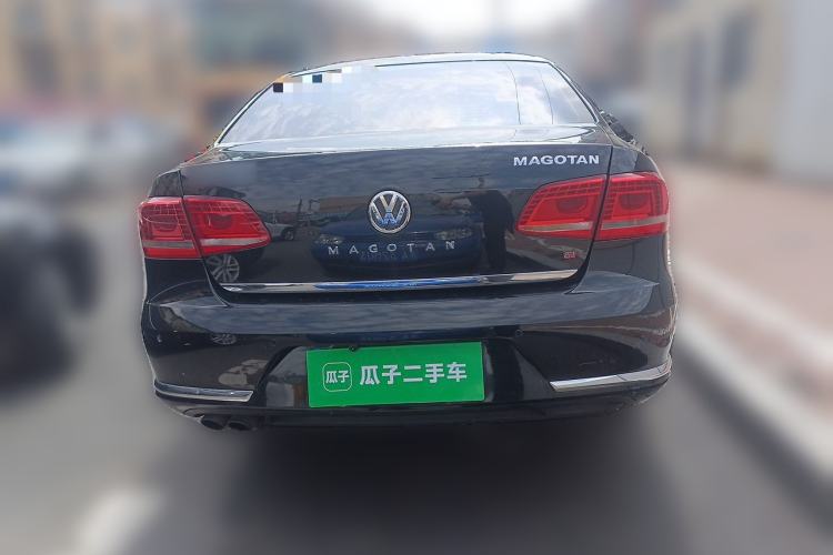 Used Volkswagen Magotan 2012 1.8TSI Prestige Model Rear