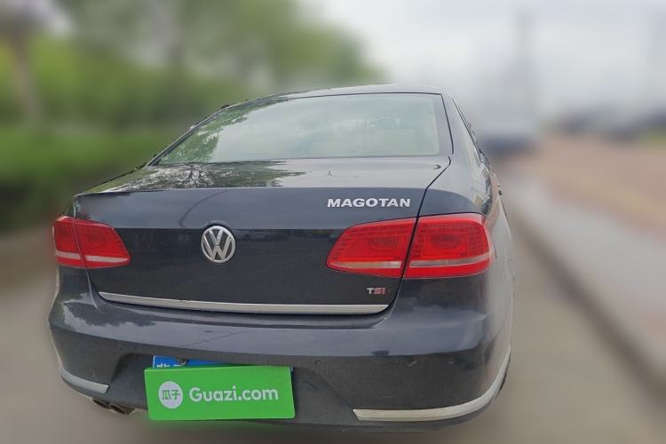 Used Volkswagen Magotan 2012 1.8TSI Luxury Model Rear