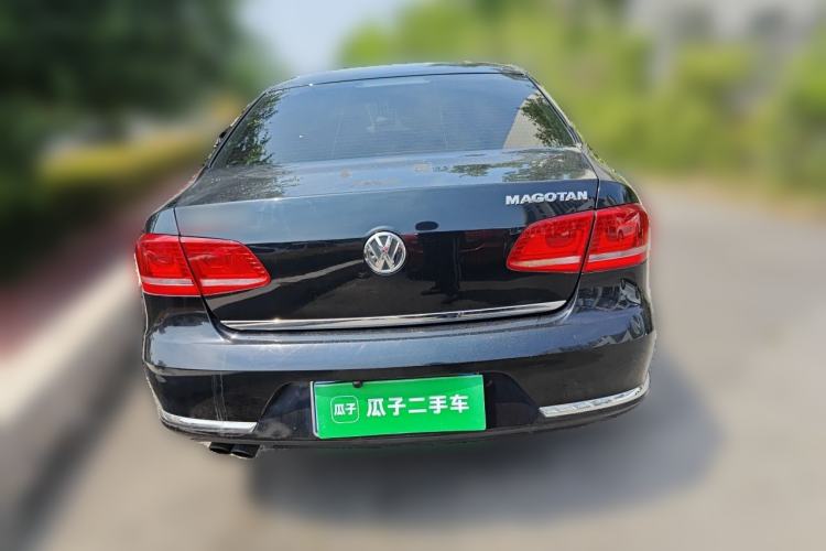 Used Volkswagen Magotan 2012 Revised 1.8TSI Comfort Version Rear