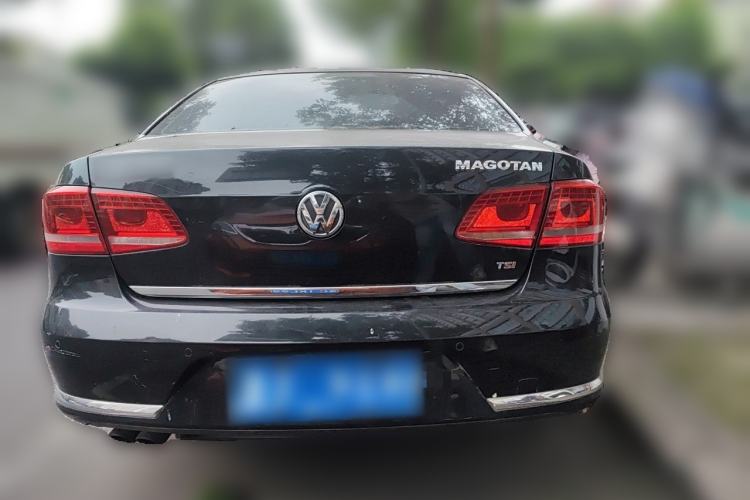 Used Volkswagen Magotan 2012 Facelift 1.8TSI Prestige Model Rear