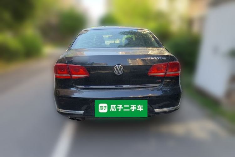 Used Volkswagen Magotan 2012 Facelift 1.8TSI Prestige Model Rear