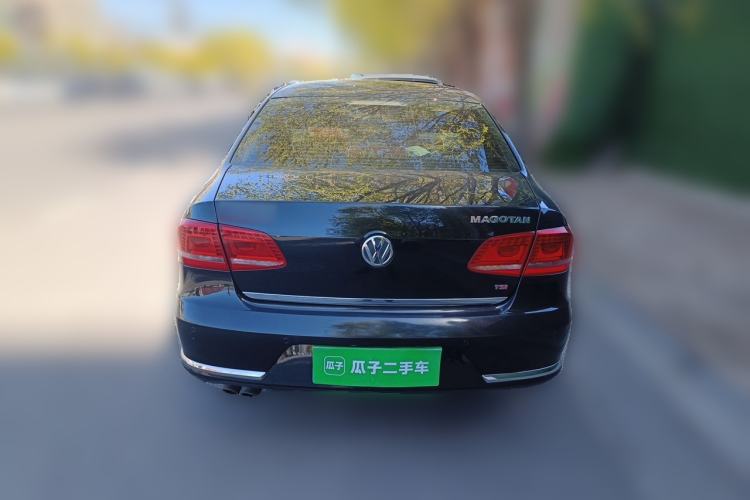 Used Volkswagen Magotan 2012 Facelift 2.0 TSI Prestige Model Rear