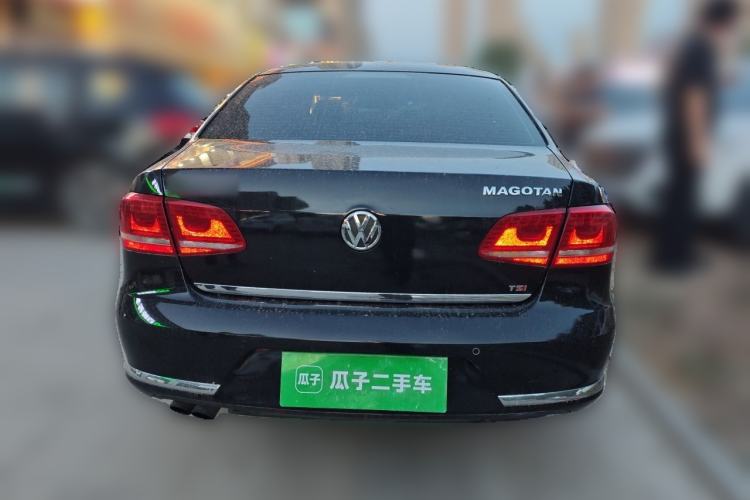 Used Volkswagen Magotan 2012 Facelift 1.8TSI Prestige Model Rear