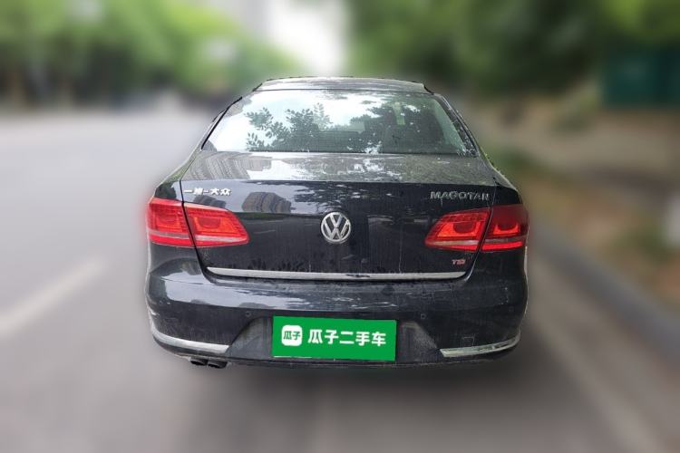 Used Volkswagen Magotan 2012 Revised Version 2.0 TSI Luxury Edition Rear