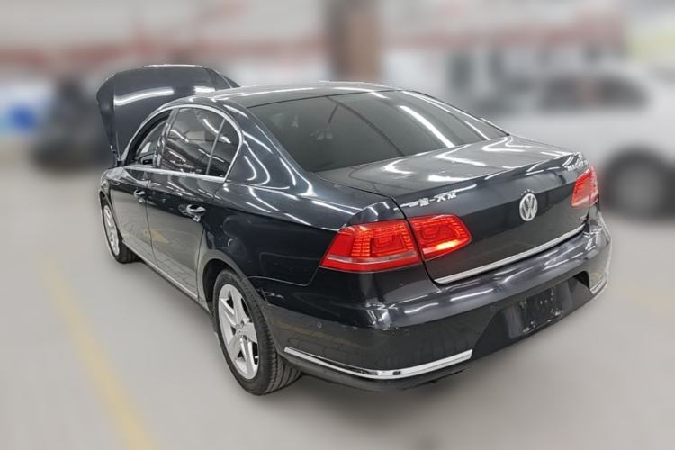 Used Volkswagen Magotan 2012 Revised Version 2.0 TSI Supreme Edition Rear Left 45 Deg