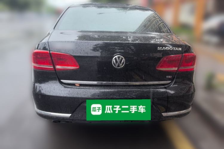 Used Volkswagen Magotan 2012 Facelift 1.8TSI Prestige Model Rear