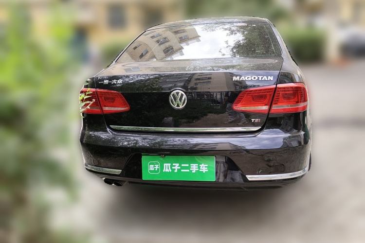 Used Volkswagen Magotan 2012 1.8TSI Luxury Model Rear