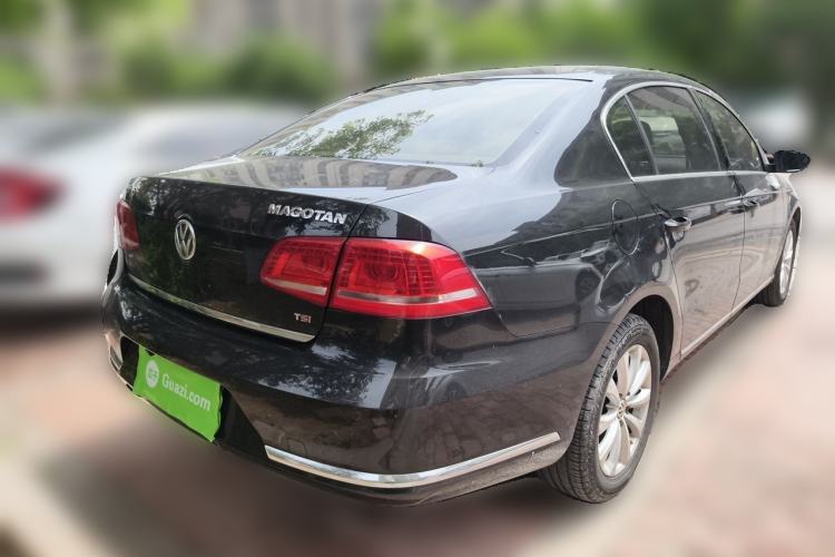 Used Volkswagen Magotan 2012 Revised Version 1.8TSI Leading Edition Rear Right 45 Deg