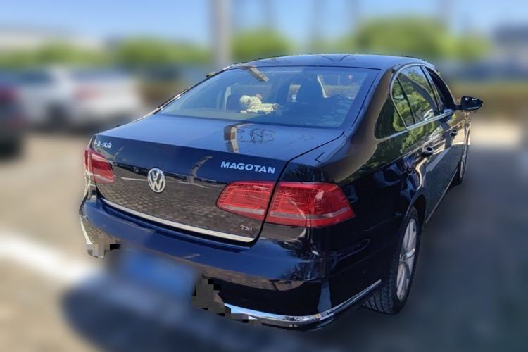 Used Volkswagen Magotan 2012 Facelift 2.0 TSI Prestige Model Rear Right 45 Deg