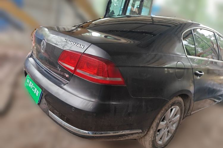 Used Volkswagen Magotan 2012 Revised Version 1.8TSI Leading Edition Rear Right 45 Deg