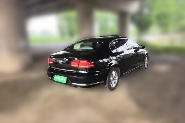 Used Volkswagen Magotan 2012 1.8TSI Luxury Model Rear Right 45 Deg
